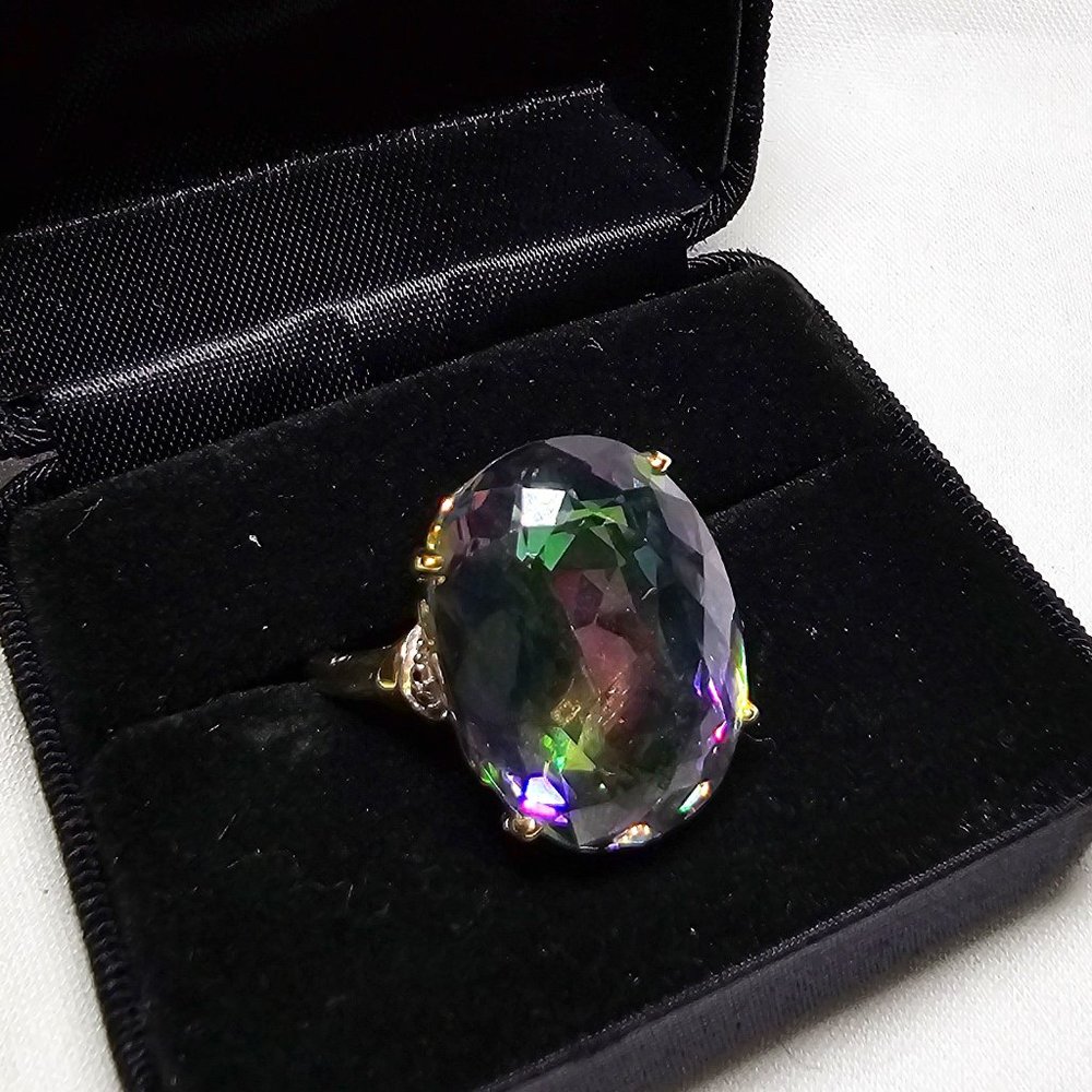 10K Neptune Garden Topaz Gemstone ring
